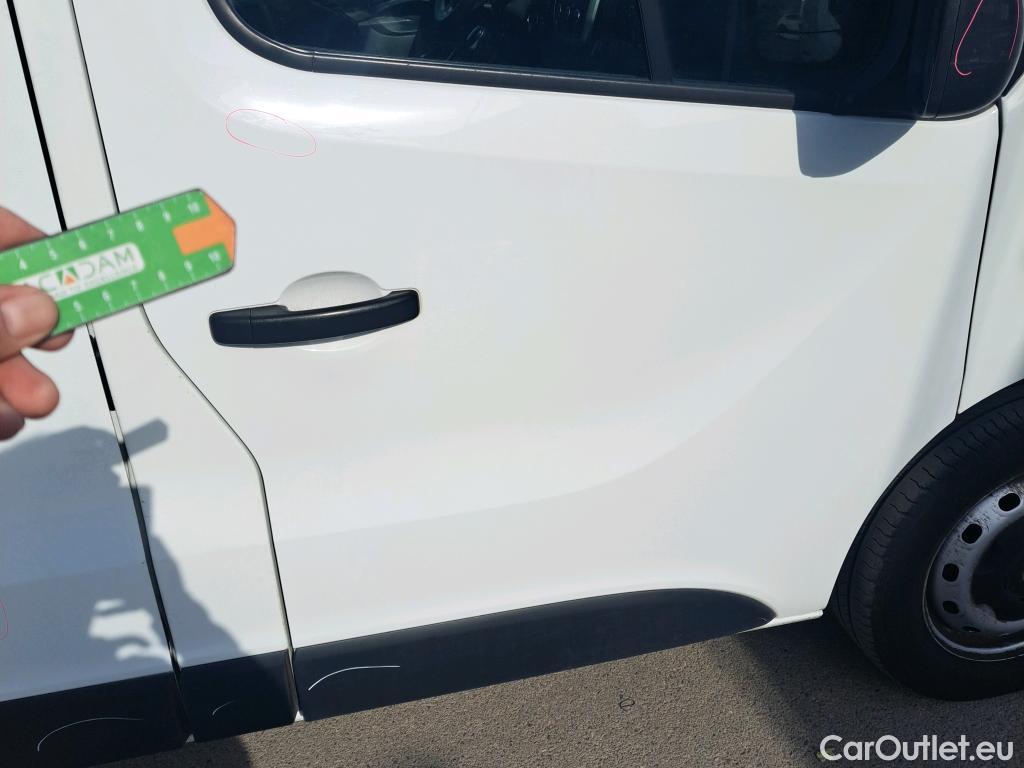  Renault  Trafic RENAULT  / 2019 / 4P / furgón Furgón 27 L1H1 Energy BluedCi 88 kW (AC) #29