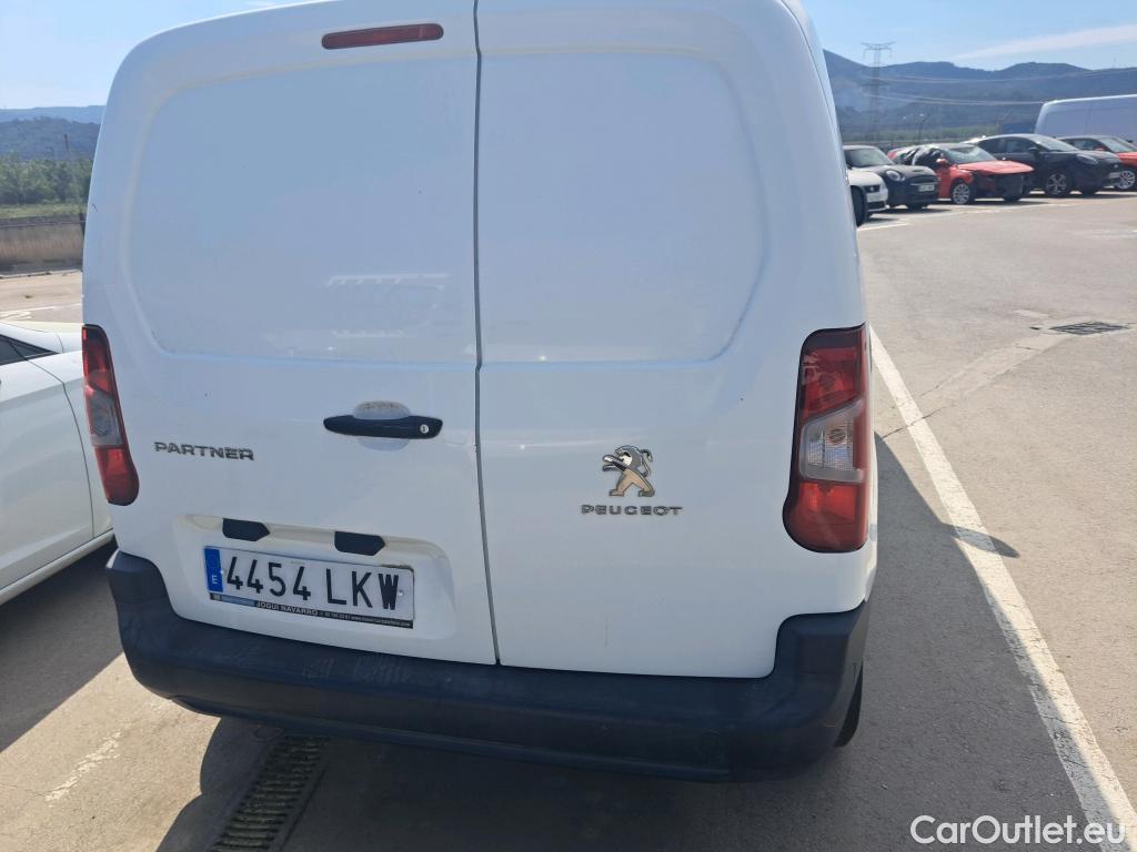  Peugeot  Partner PEUGEOT  / 2018 / 3P / furgón derivado de turismo Pro Standard 600kg BlueHDi 73kW (AC) #70