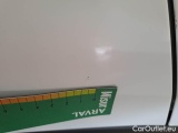  Peugeot  2008 PEUGEOT  / 2019 / 5P / CROSSOVER BLUEHDI 110 ALLURE PACK S/S #48