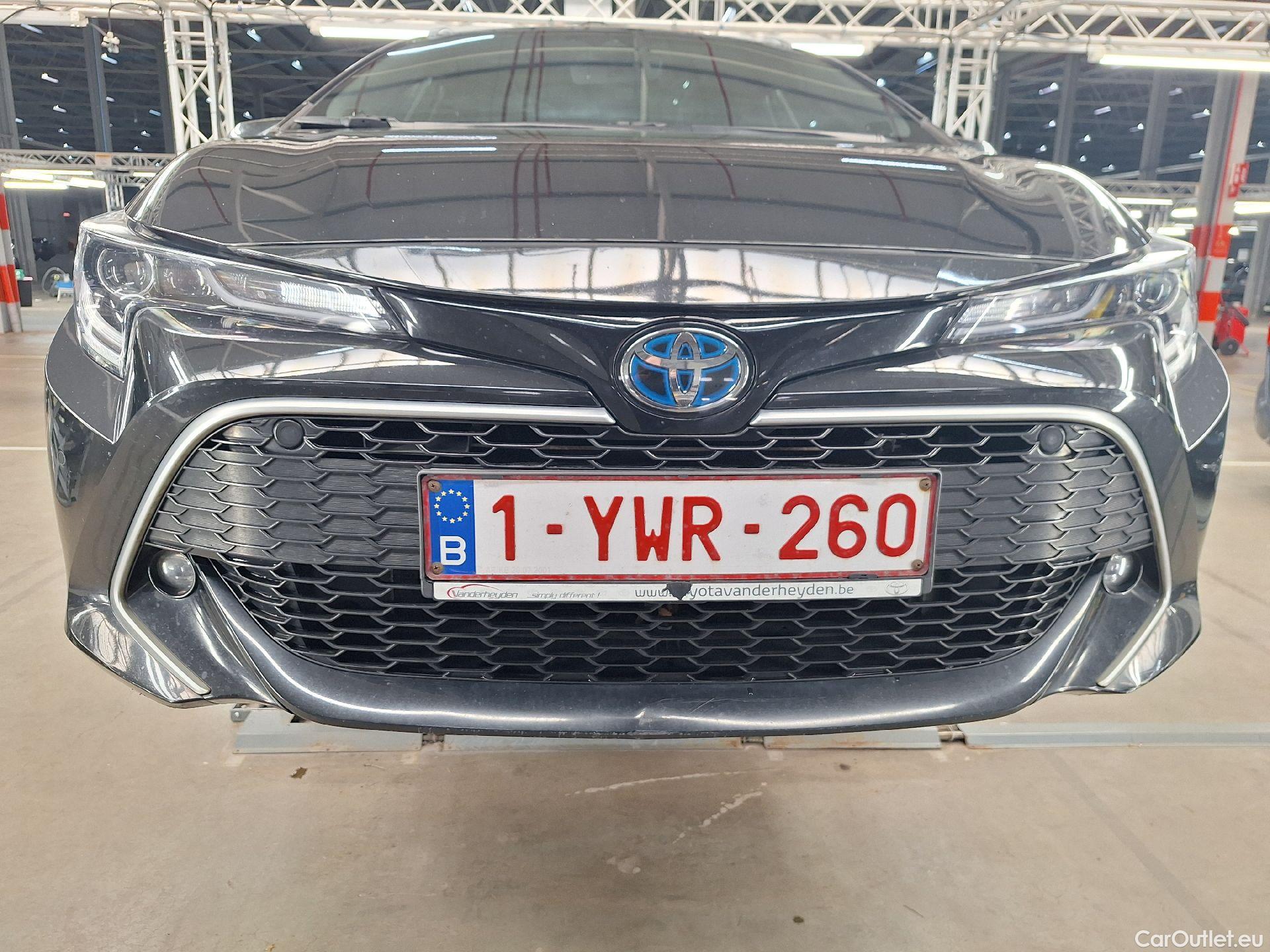  Toyota  Corolla Toyota,  TS '19, Toyota  Touring Sports 2.0 Hybrid Premium P #65