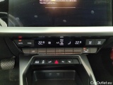  Audi  A3 Audi  Sportback 1.4 40 TFSI e Attraction 5d #24