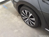  Volkswagen  Arteon Volkswagen  Shooting Brake 1.5 TSI 110kW Elegance Shooting Brake 5d #27
