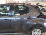  Toyota  Yaris TOYOTA  / 2020 / 5P / BERLINA HYBRID BUSINESS MY20 #51