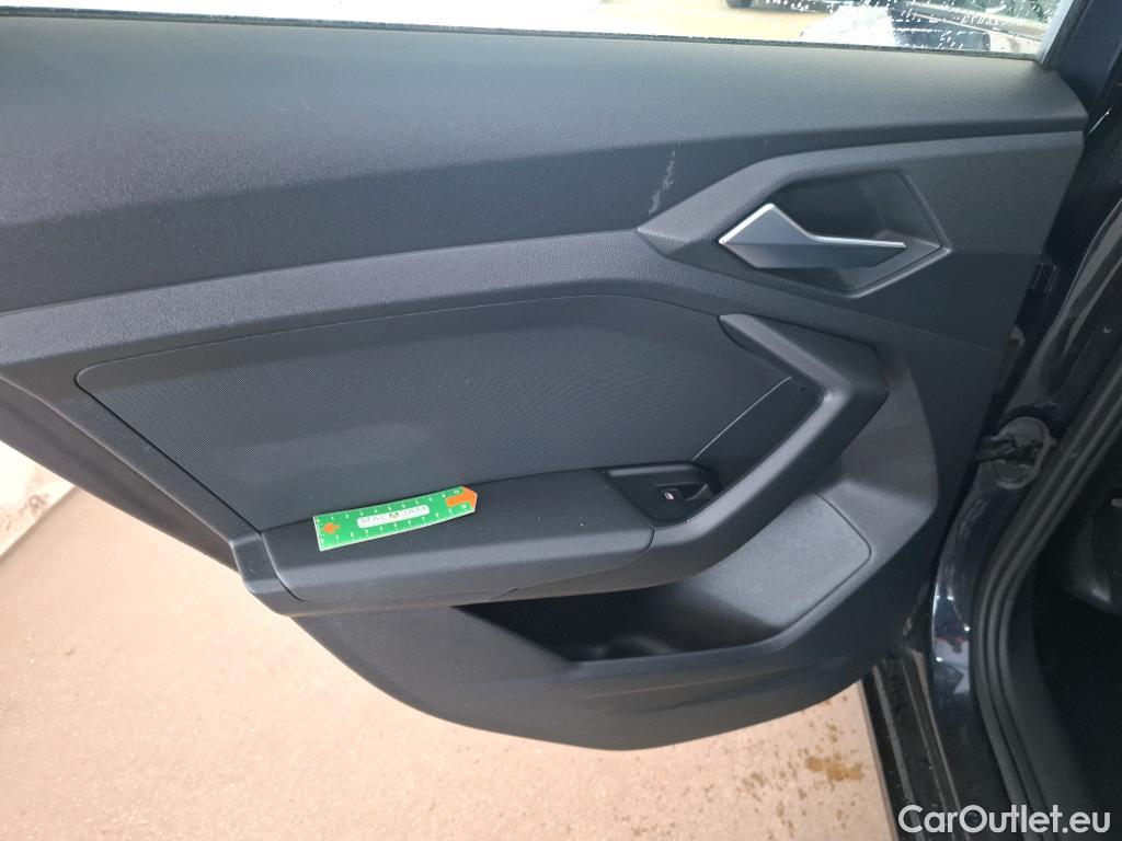  Audi  A1 Sportback AUDI  5p Berline 1.0 TFSI 116 Business Line #10