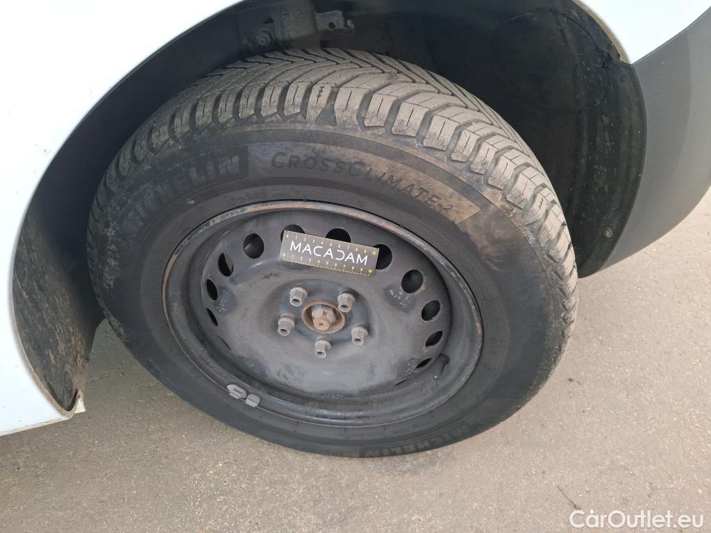  Renault  Kangoo RENAULT  Express VU 4p Fourgonnette Grand Confort dCi 90 #44