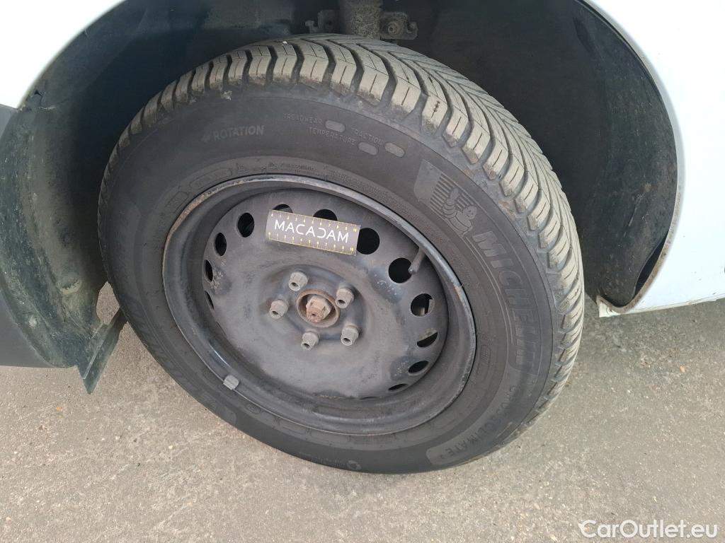  Renault  Kangoo RENAULT  Express VU 4p Fourgonnette Grand Confort dCi 90 #35
