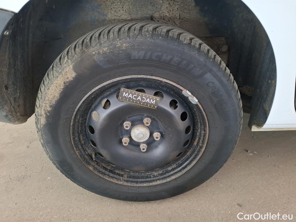  Renault  Kangoo RENAULT  Express VU 4p Fourgonnette Grand Confort dCi 90 #42