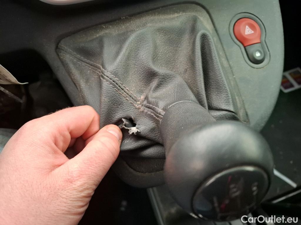  Renault  Kangoo RENAULT  Express VU 4p Fourgonnette Grand Confort dCi 90 #34