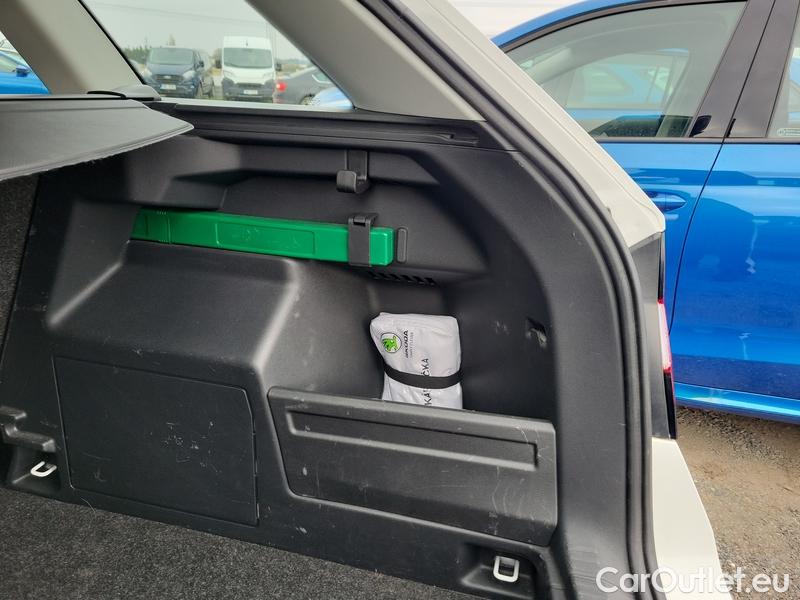  Skoda  Fabia  Combi (2015)  Com.1.0TSI 70 Ambition #16