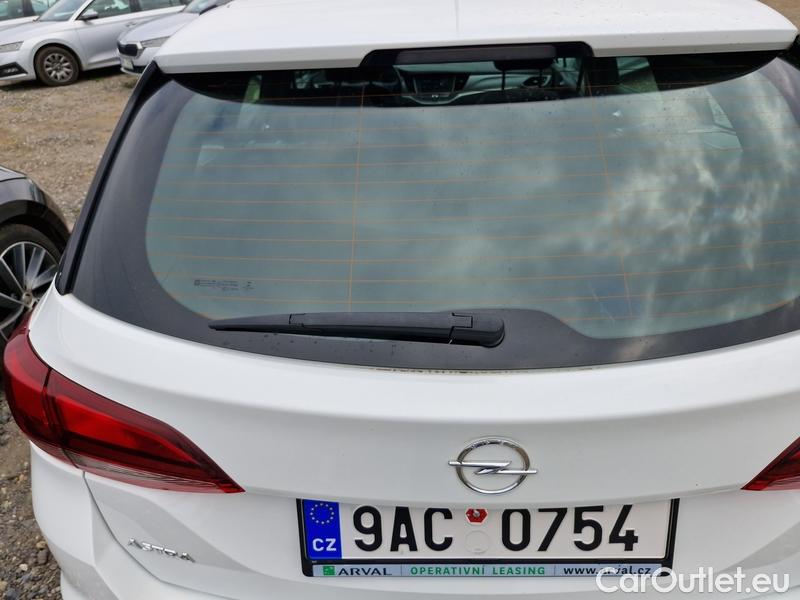  Opel  Astra  K Sports Tourer (2015) ST 1.5CDTi 77 Edition 5d #17