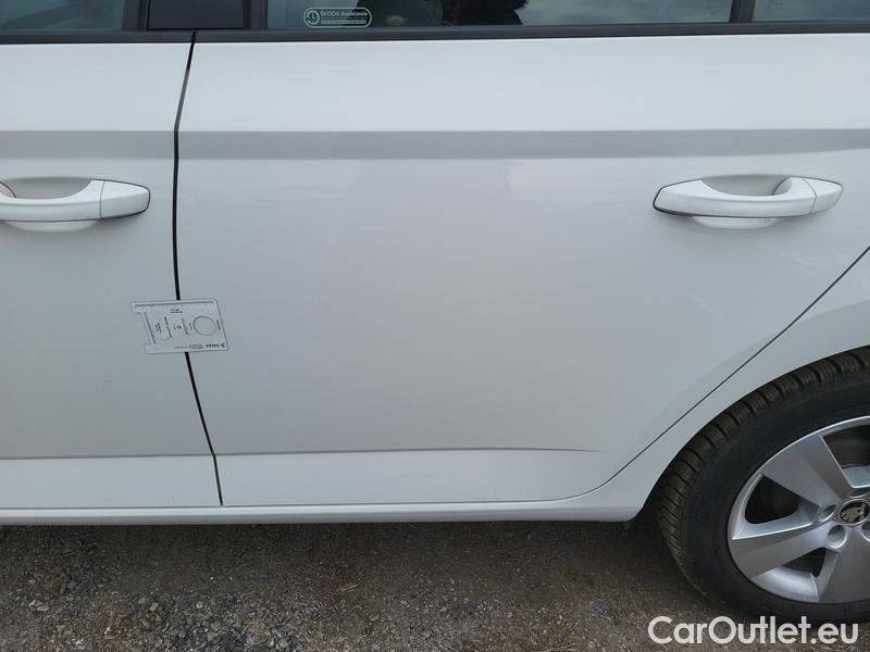  Skoda  Fabia  Combi (2015)  Com.1.0TSI 70 Ambition #8