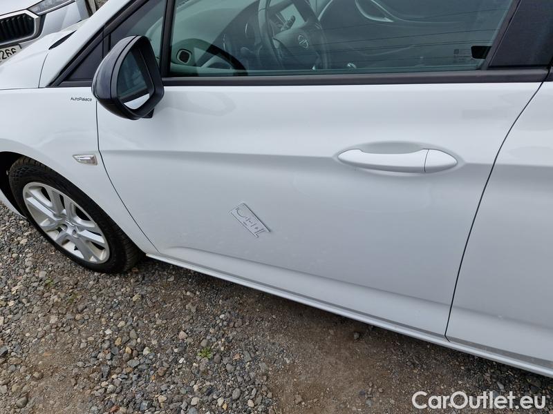  Opel  Astra  K Sports Tourer (2015) ST 1.5CDTi 77 Edition 5d #5