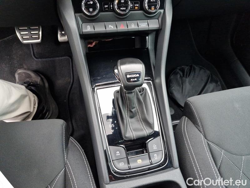  Skoda  Karoq  (NU)(2017->) Kar.2.0TSI 140 Sportlin 4x4 AT #10