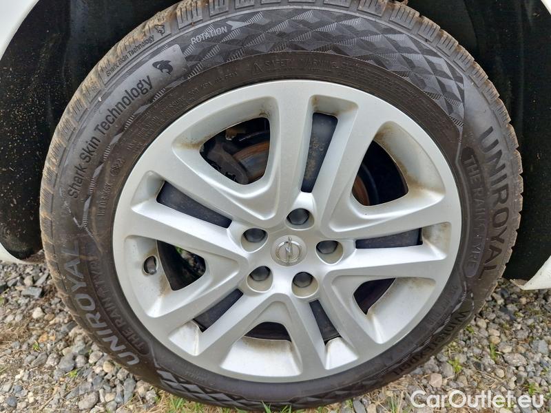  Opel  Astra  K Sports Tourer (2015) ST 1.5CDTi 77 Edition 5d #19