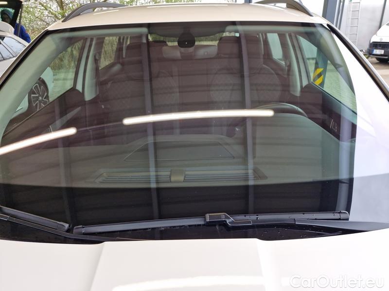  Skoda  Karoq  (NU)(2017->)  1.5TSI 110 Ambit.AT #1