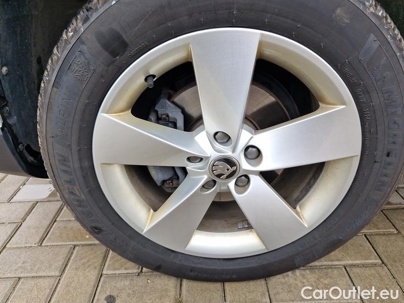  Skoda  Karoq  (NU)(2017->)  1.5TSI 110 Ambit.AT #3