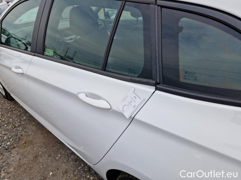  Opel  Astra  K Sports Tourer (2015) ST 1.5CDTi 77 Edition 5d #12