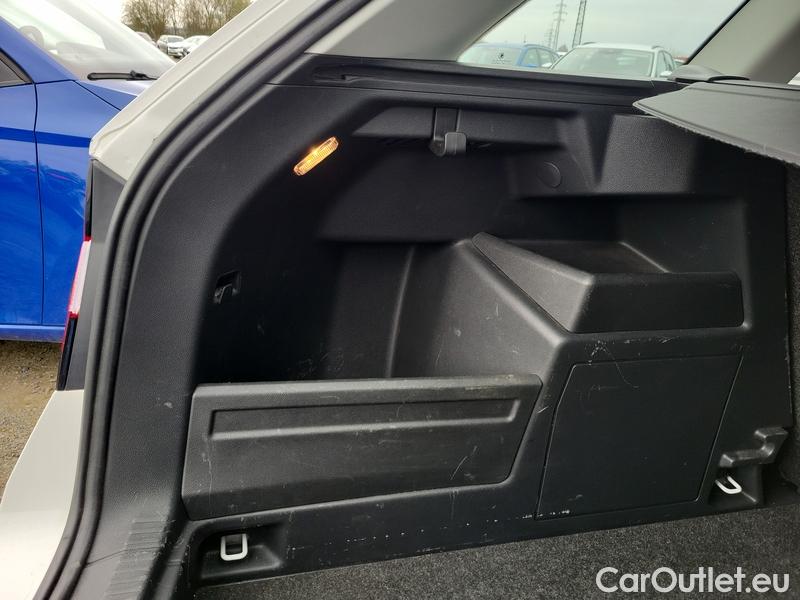 Skoda  Fabia  Combi (2015)  Com.1.0TSI 70 Ambition #17