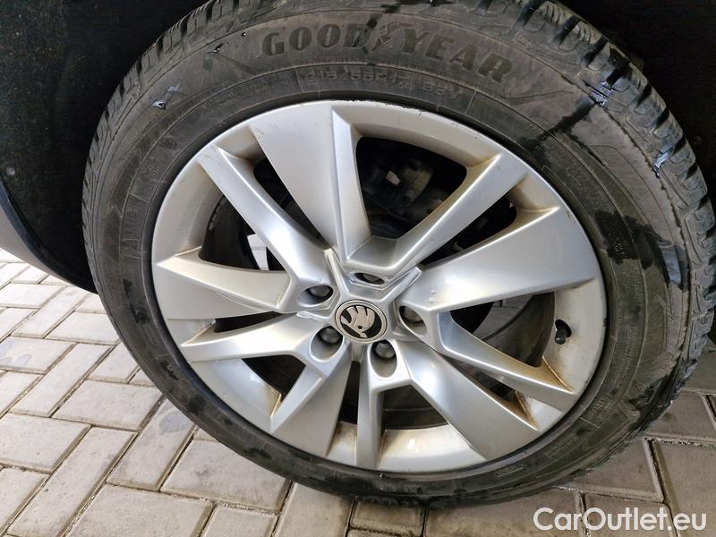  Skoda  Karoq  (NU)(2017->)  2.0 TDI 85 Style #17