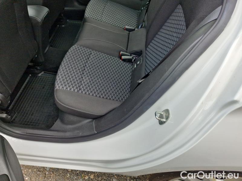  Opel  Astra  K Sports Tourer (2015) ST 1.5CDTi 77 Edition 5d #13