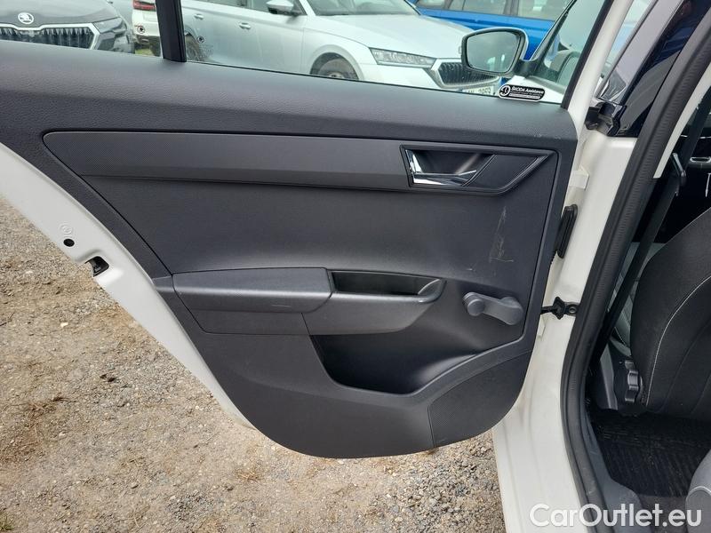  Skoda  Fabia  Combi (2015)  Com.1.0TSI 70 Ambition #11