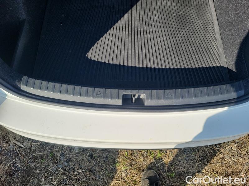  Skoda  Scala  (NW) (2019)  1.0TSI 70 Ambition #3