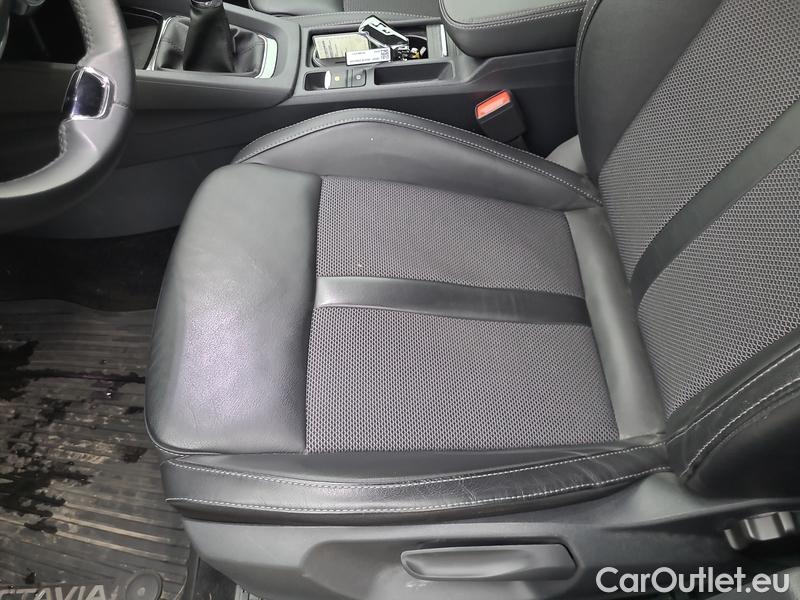  Skoda  Octavia  Lim. (NX3)(2020)  2.0TDI 85 Style 5d #5