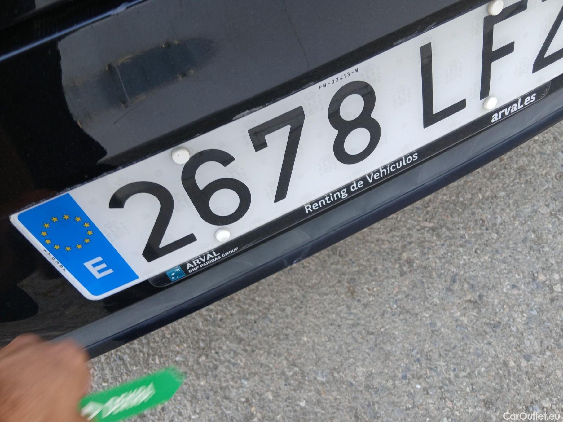  Mercedes  CLA-Klasse MERCEDES-BENZ Clase CLA / 2019 / 4P / coupé CLA 220 D DCT #16