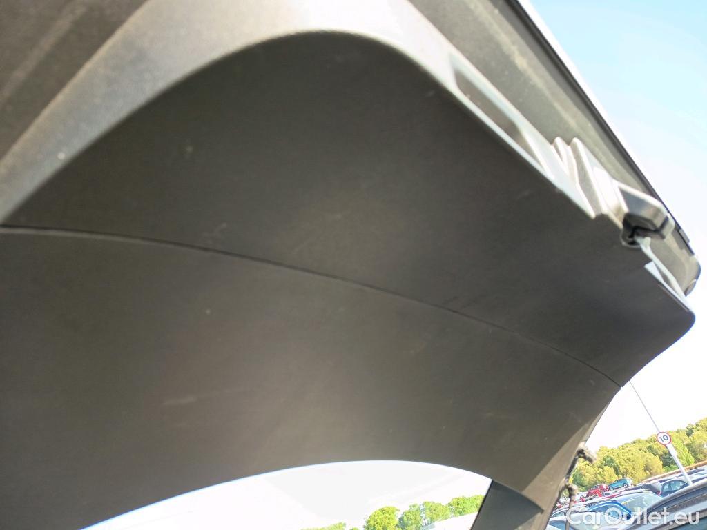  Renault  Captur RENAULT  / 2020 / 5P / todoterreno Intens TCe 90 #13
