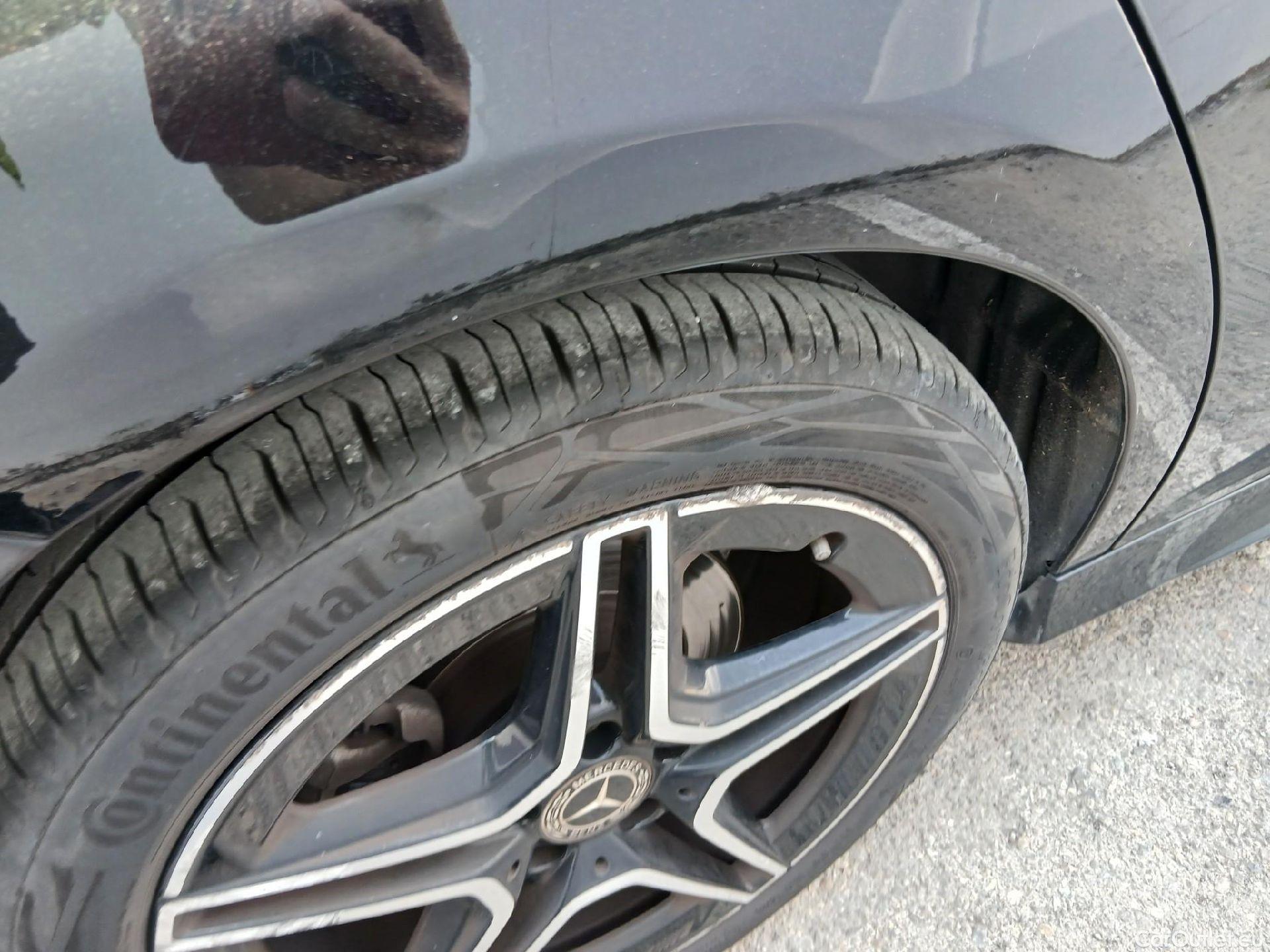  Mercedes  CLA-Klasse MERCEDES-BENZ Clase CLA / 2019 / 4P / coupé CLA 220 D DCT #18