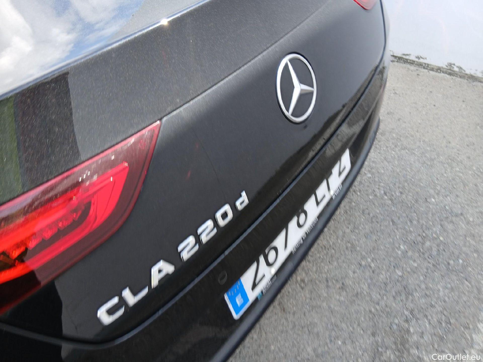  Mercedes  CLA-Klasse MERCEDES-BENZ Clase CLA / 2019 / 4P / coupé CLA 220 D DCT #12