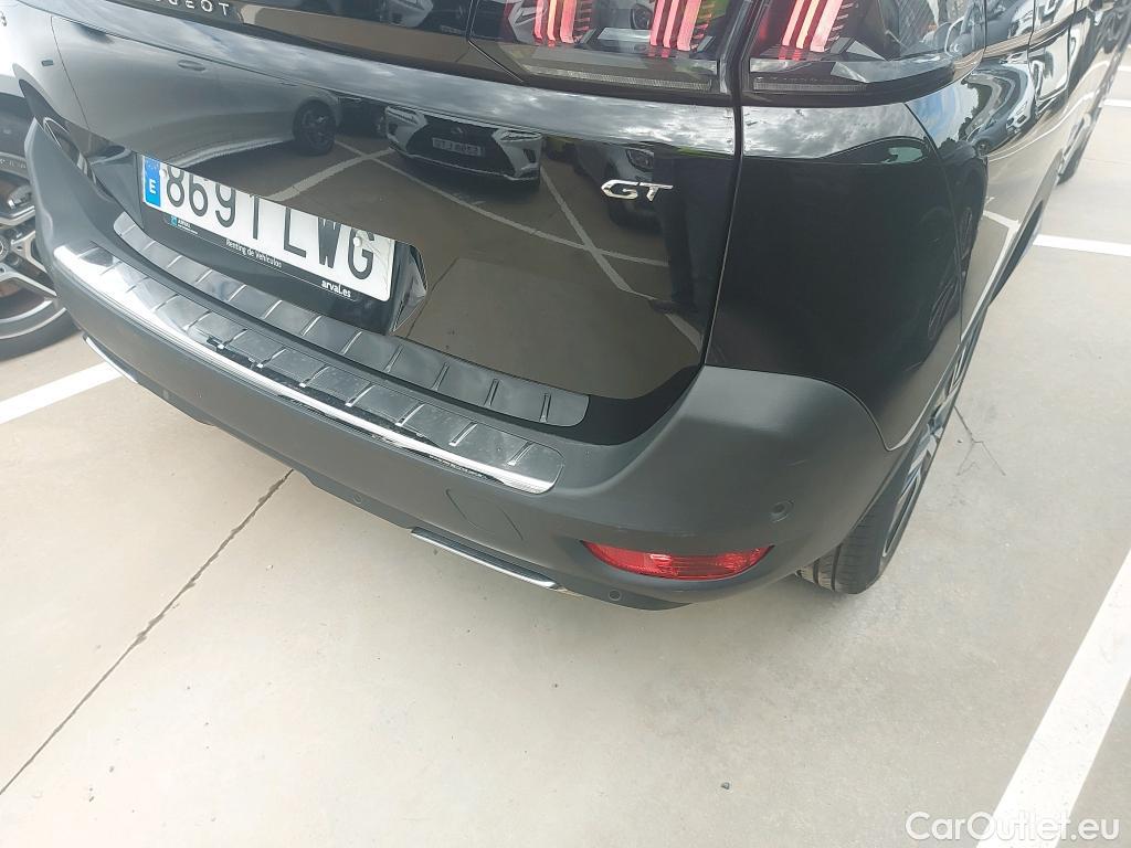  Peugeot  5008 PEUGEOT  / 2020 / 5P / todoterreno 2.0 BlueHDi 133kW S&S GT Pack EAT8 #37
