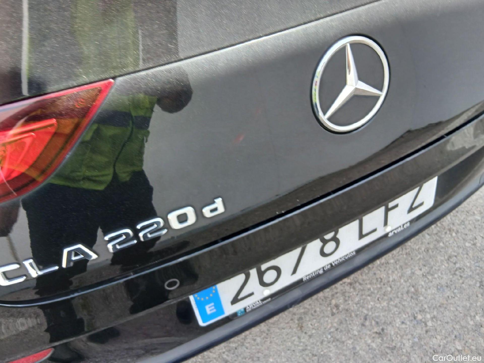  Mercedes  CLA-Klasse MERCEDES-BENZ Clase CLA / 2019 / 4P / coupé CLA 220 D DCT #14