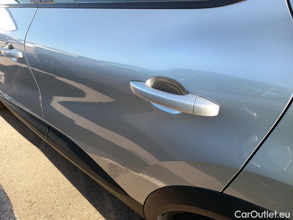  Renault  Captur RENAULT  / 2020 / 5P / todoterreno Intens TCe 90 #17