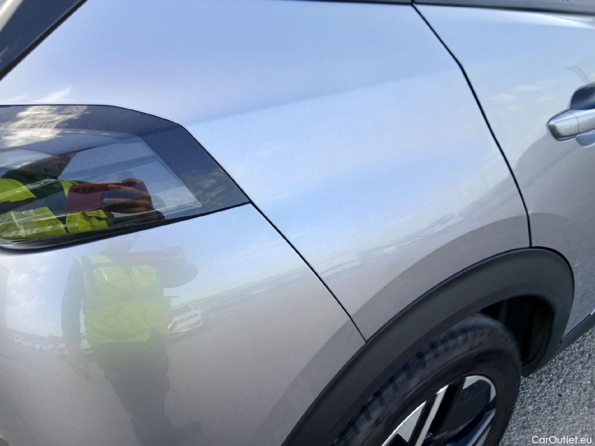  Peugeot  2008  Allure 1.2 PureTech 100CV MT6 E6d * #17