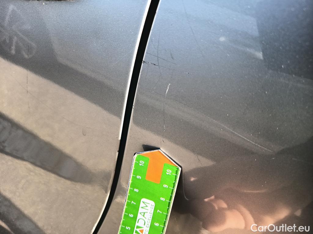  Renault  Captur RENAULT  / 2020 / 5P / todoterreno Intens TCe 90 #19