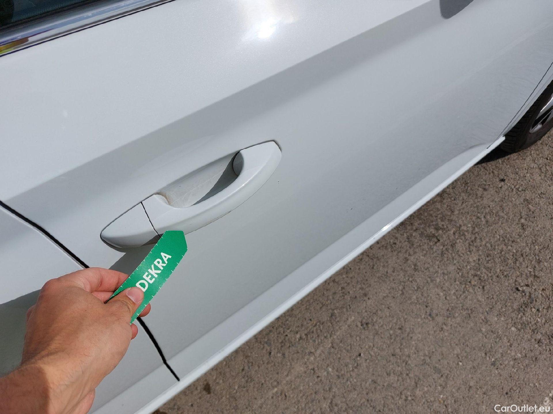  Skoda  Scala SKODA  / 2019 / 5P / berlina con portón 1.0 TSI 81KW (115 CV) DSG Ambitio #18