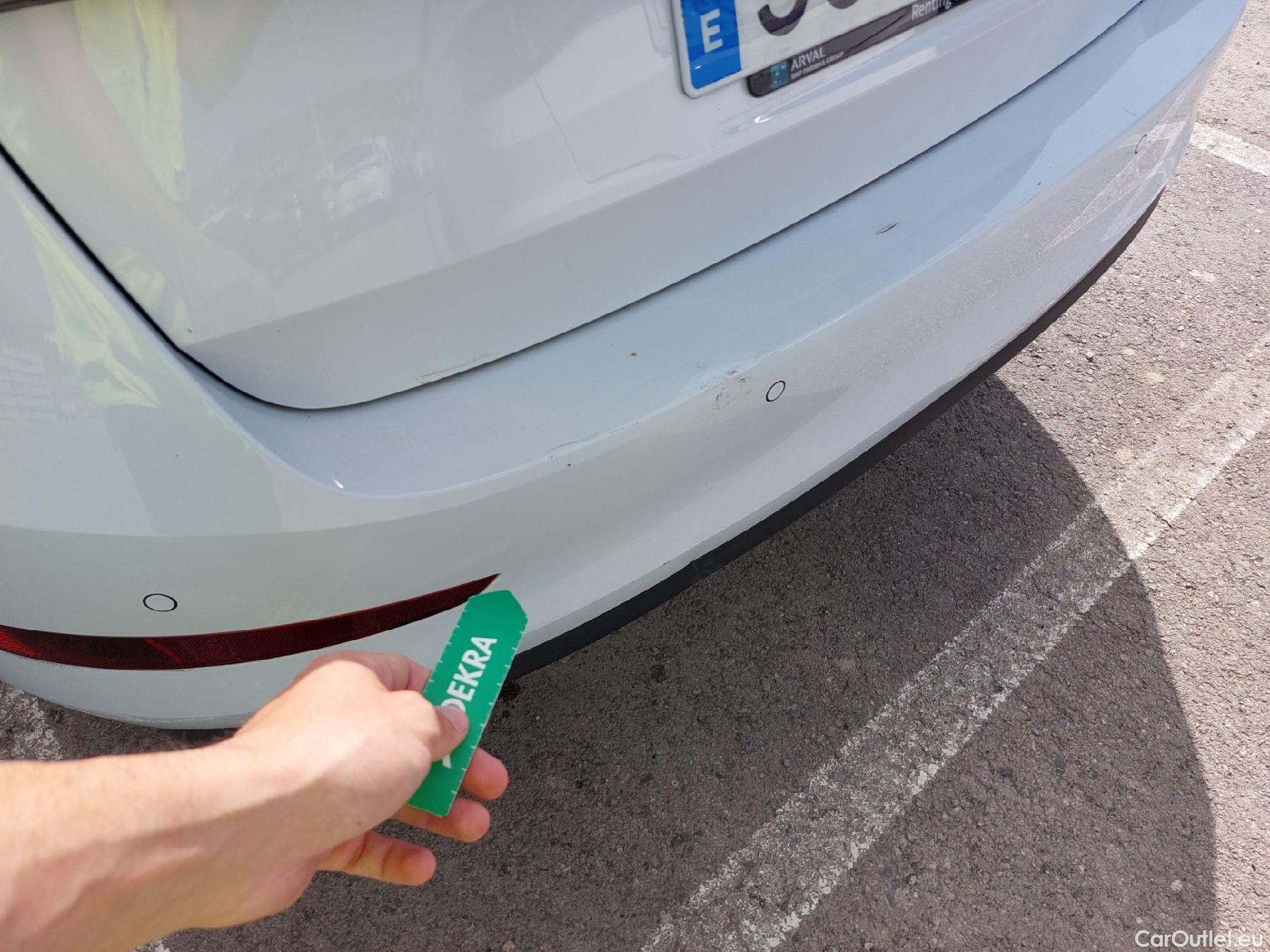  Skoda  Scala SKODA  / 2019 / 5P / berlina con portón 1.0 TSI 81KW (115 CV) DSG Ambitio #9