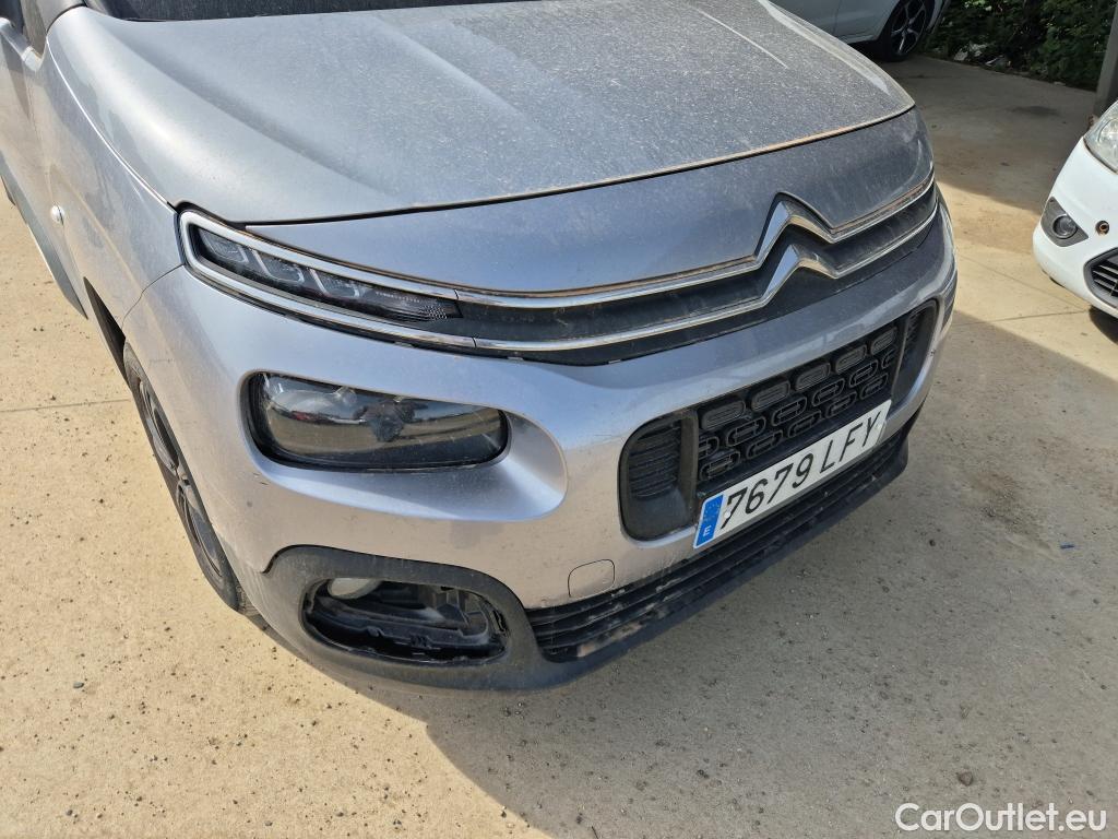  Citroen  Berlingo CITROEN  / 2018 / 5P / monovolumen compacto Talla M BlueHDi 130 S&S 6v 100 AÑOS #40