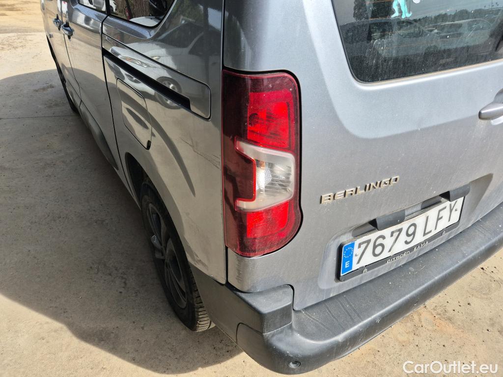  Citroen  Berlingo CITROEN  / 2018 / 5P / monovolumen compacto Talla M BlueHDi 130 S&S 6v 100 AÑOS #11
