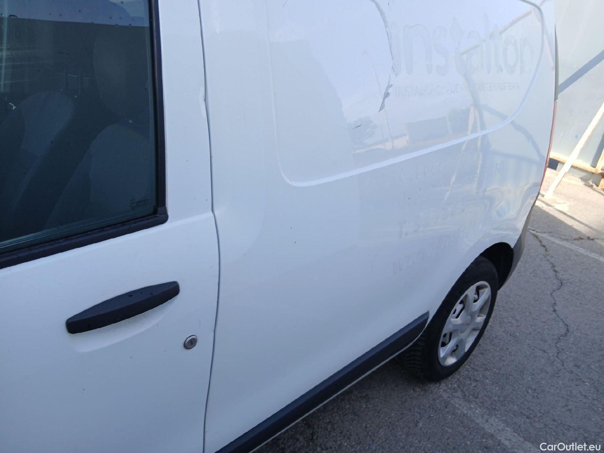  Dacia  Dokker DACIA  / 2013 / 4P / furgón derivado de turismo Van Essential dCi 55kW (75CV) #14