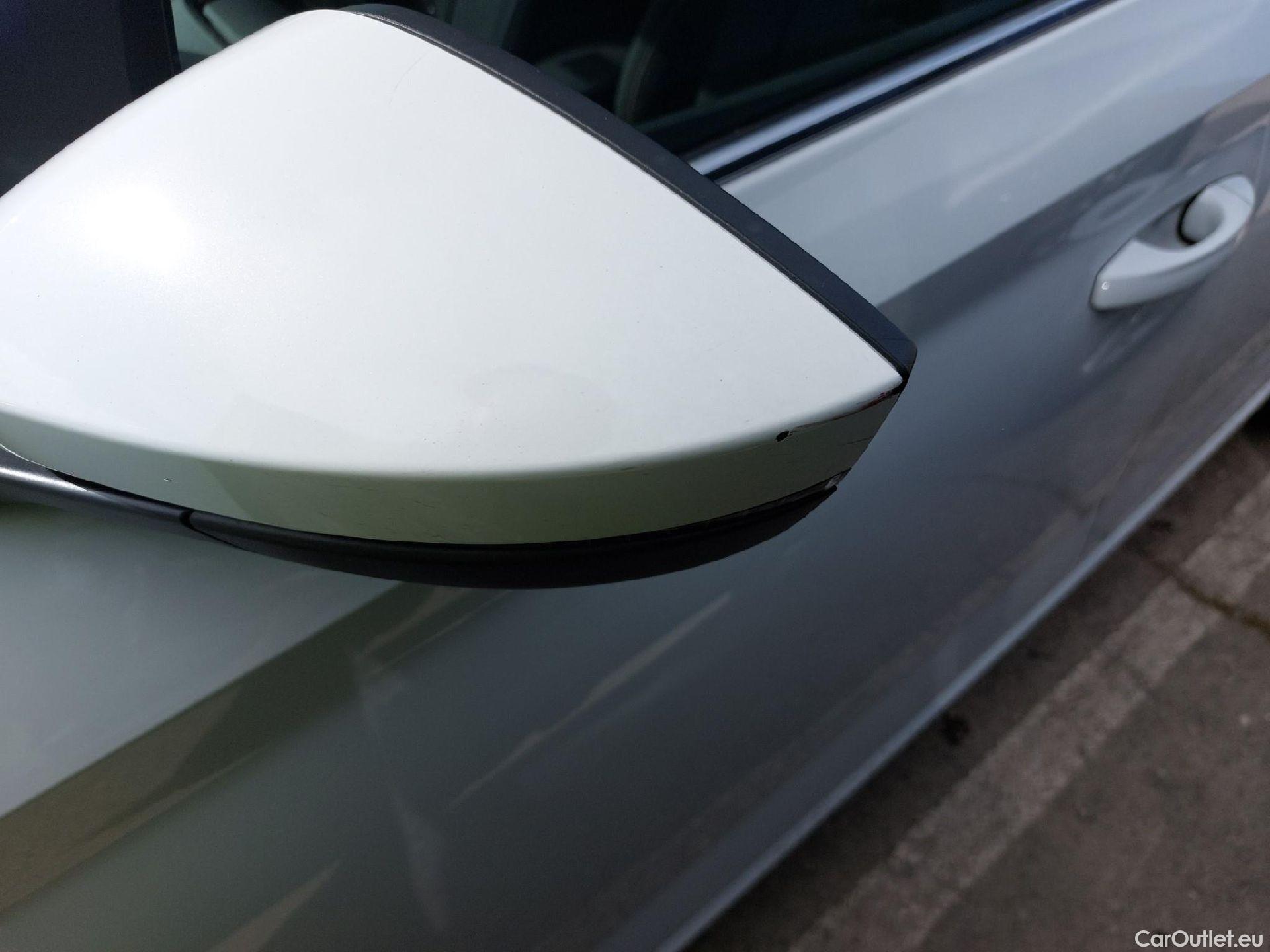  Skoda  Scala SKODA  / 2019 / 5P / berlina con portón 1.0 TSI 81KW (115 CV) DSG Ambitio #6