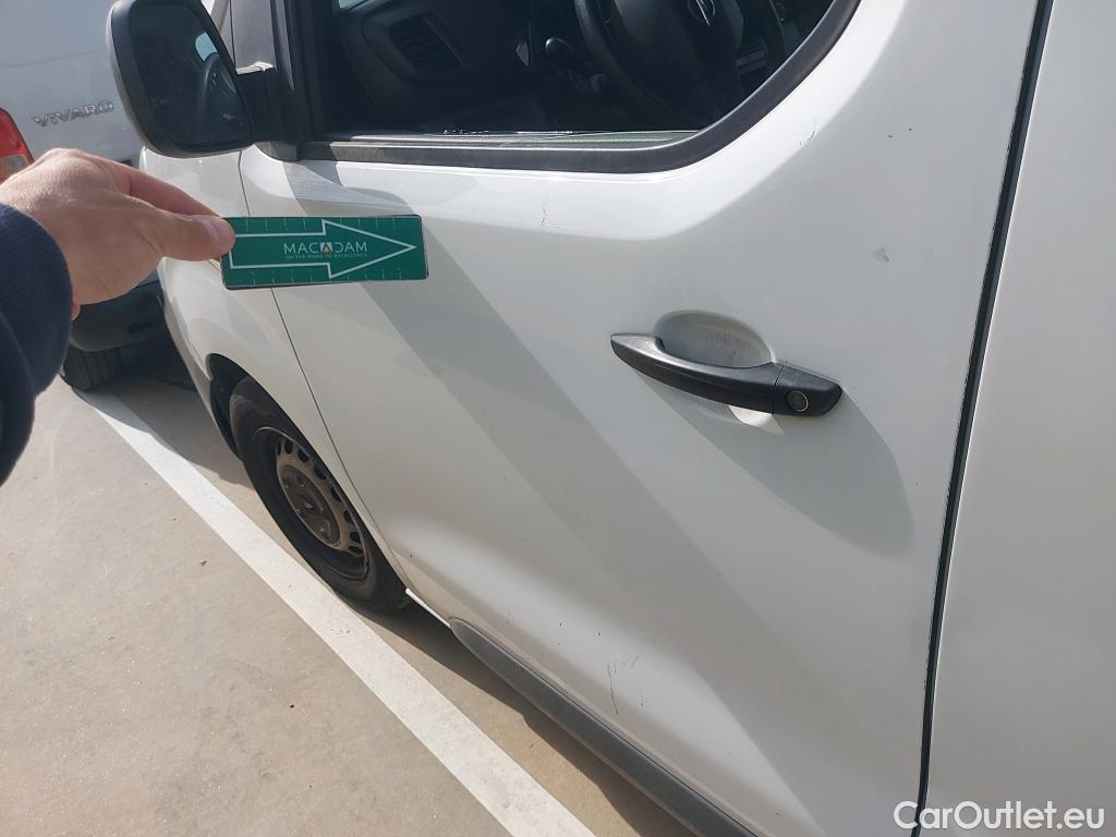  Opel  Vivaro OPEL  / 2019 / 4P / furgón 1.5 BlueHDi 74kW (100CV) M Std #18