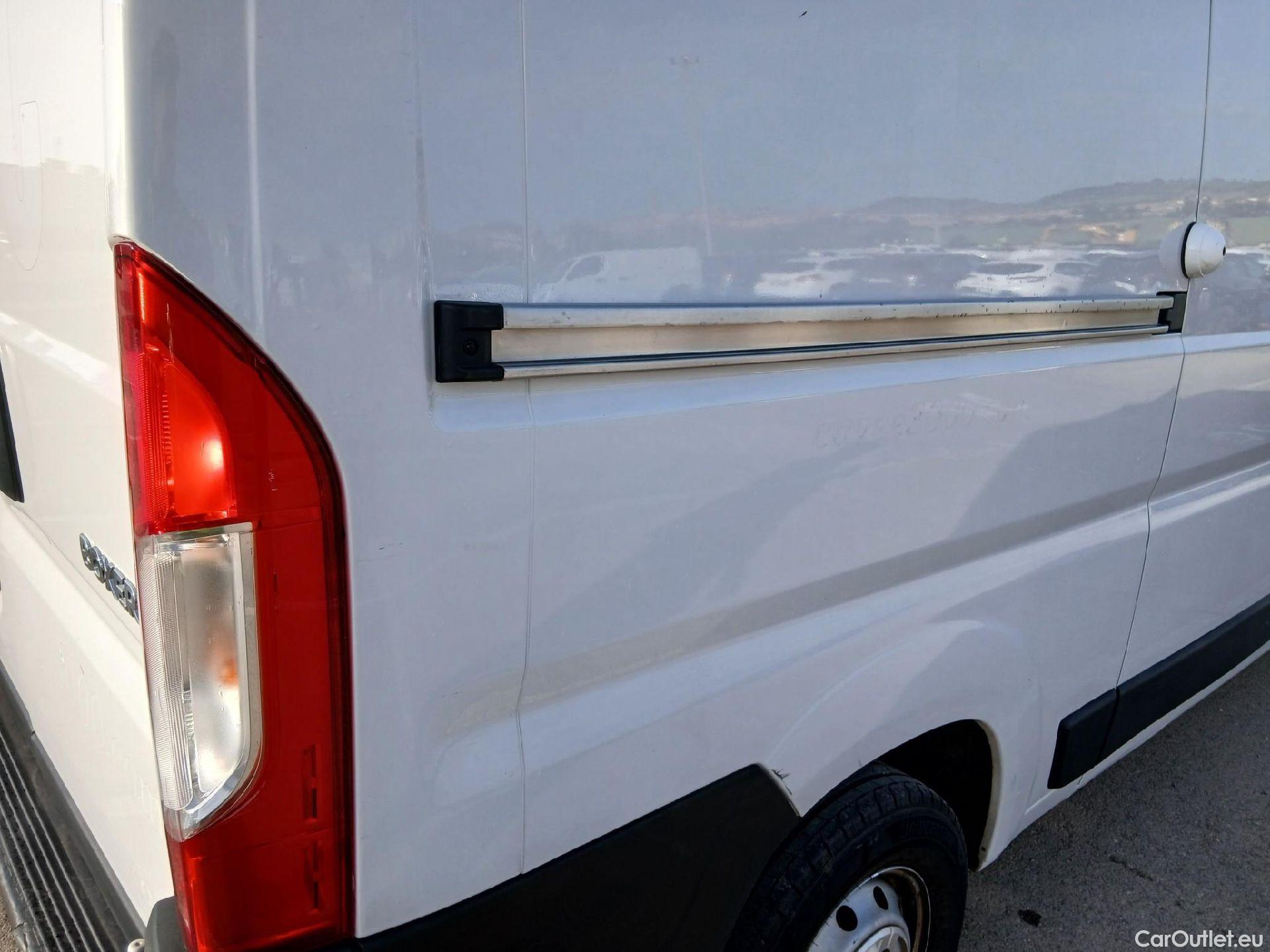 Peugeot  Boxer PEUGEOT  / 2014 / 4P / furgón 333 L2 H1 BHDI 88kW (120CV) S&S 6 Vel. M  ISOTERMO #29
