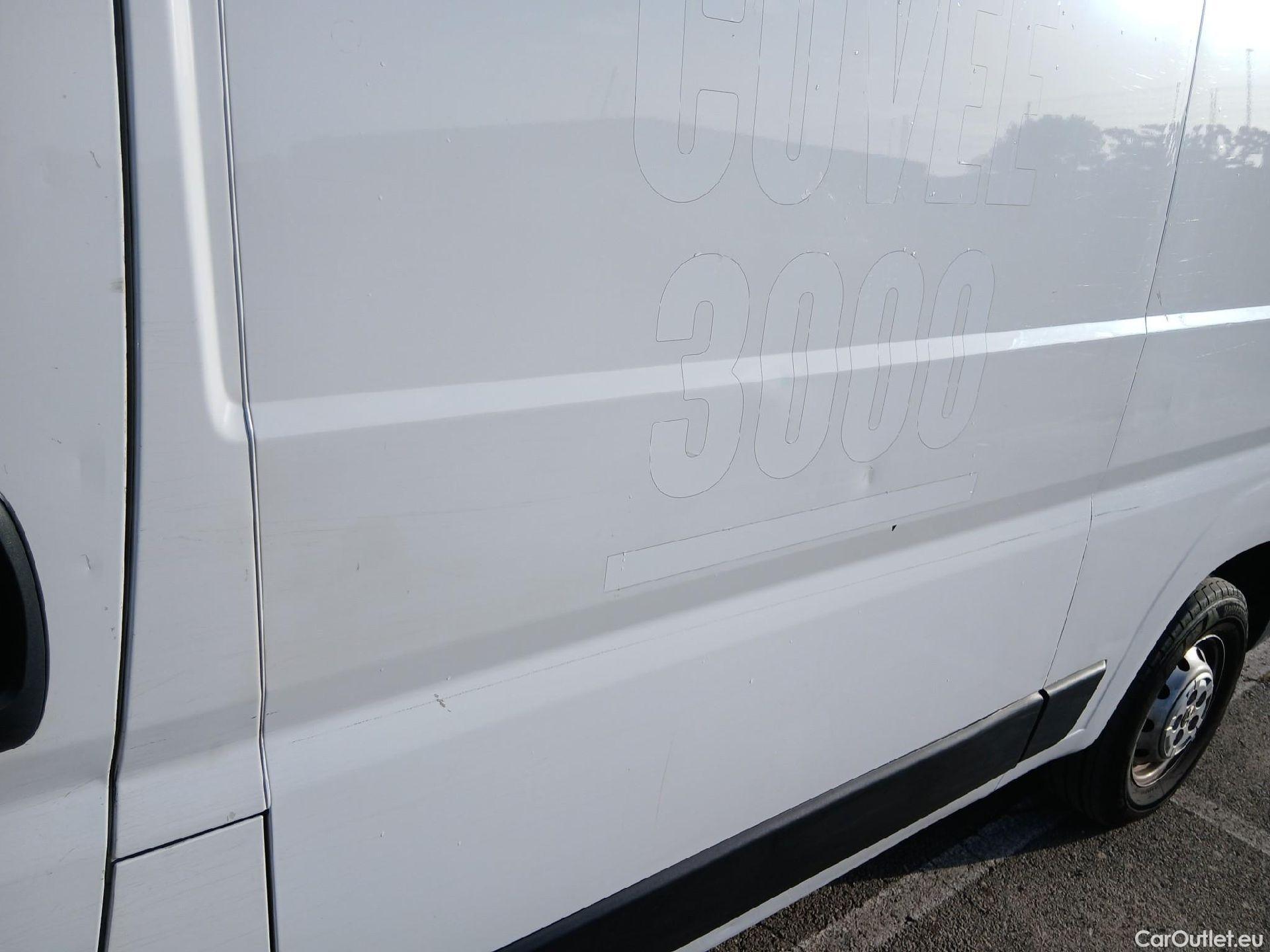  Peugeot  Boxer PEUGEOT  / 2014 / 4P / furgón 333 L2 H1 BHDI 88kW (120CV) S&S 6 Vel. M  ISOTERMO #17