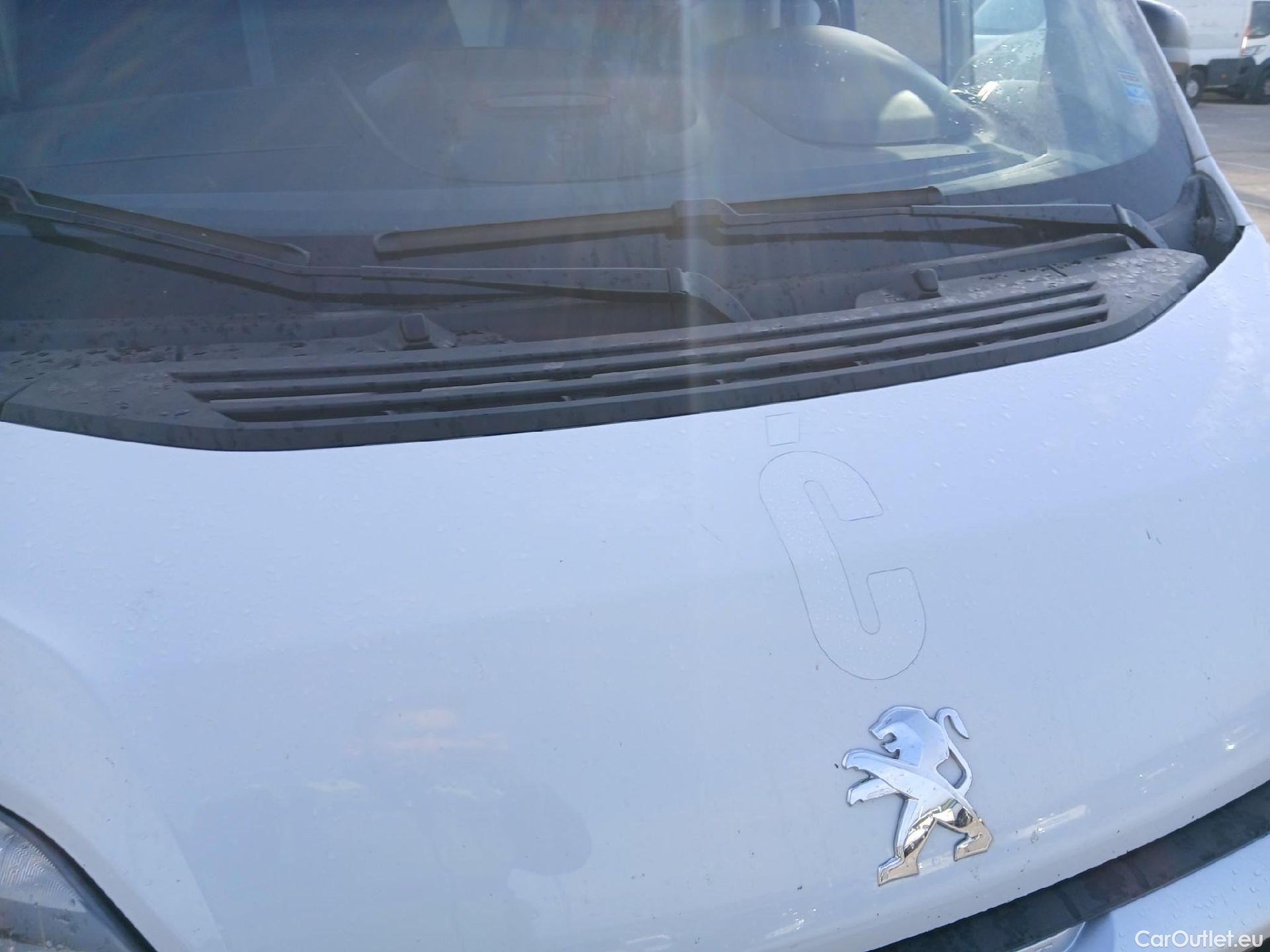  Peugeot  Boxer PEUGEOT  / 2014 / 4P / furgón 333 L2 H1 BHDI 88kW (120CV) S&S 6 Vel. M  ISOTERMO #6