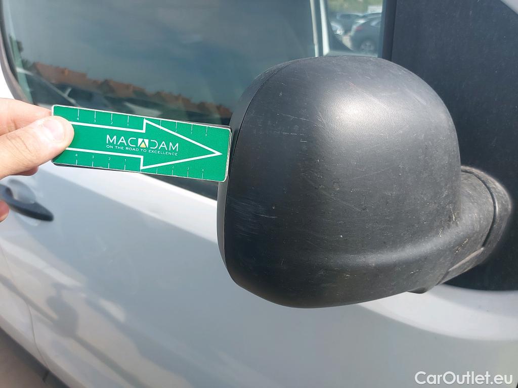  Opel  Vivaro OPEL  / 2019 / 4P / furgón 1.5 BlueHDi 74kW (100CV) M Std #29