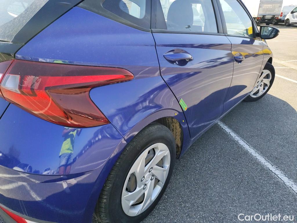  Hyundai  i20  Initia 1.2 85CV BVM5 E6d #11