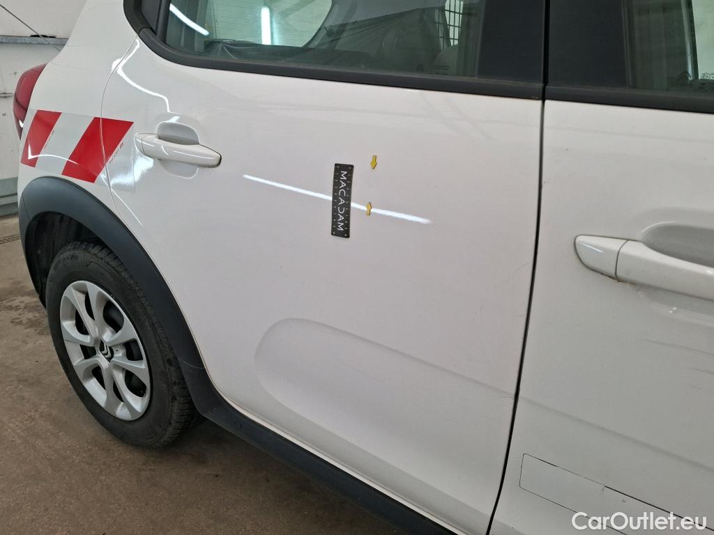  Citroen  C3  Société Feel 1.5 BlueHDI 100CV BVM6 E6dT #1