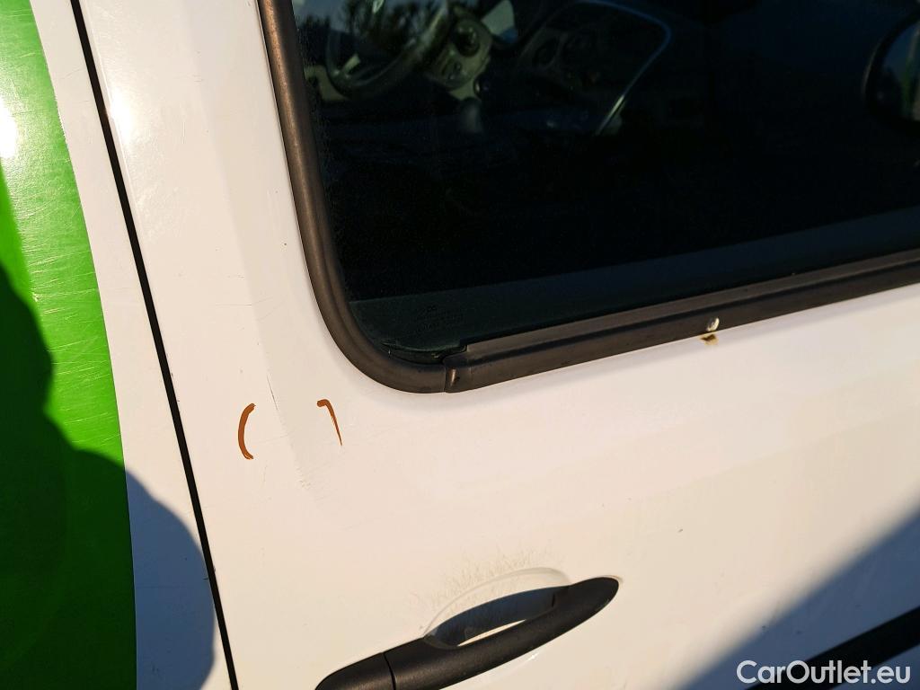 Renault  Kangoo RENAULT  Furgón/2013/3P/furgón derivado de turismo Profesional dCi 55 kW (75 CV) #25